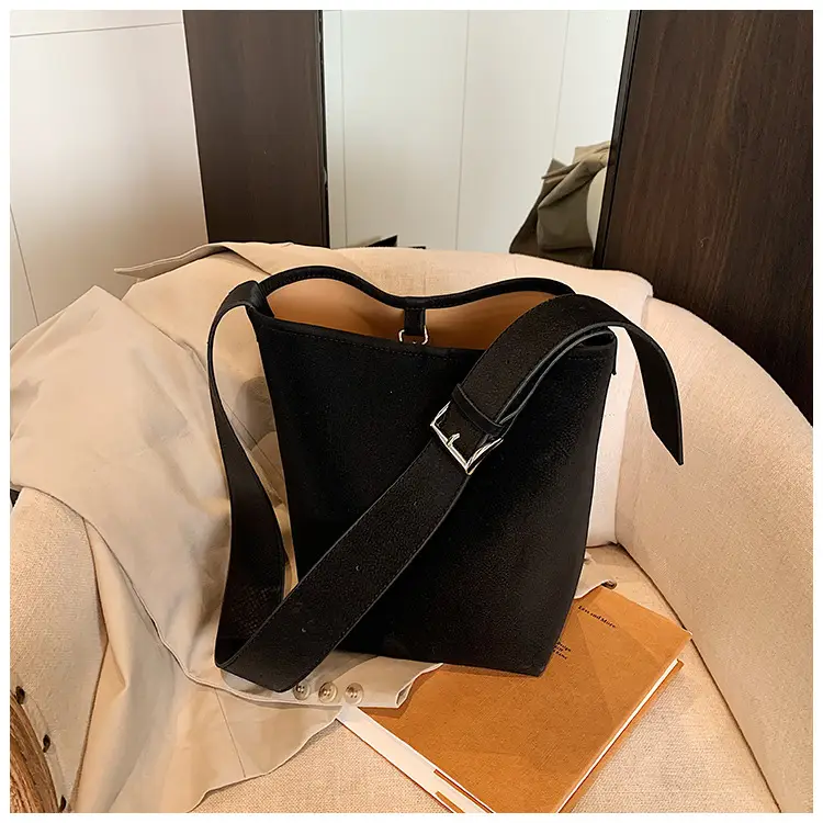 White Crossbody Bag for Women 2026 New Fashion — feature 8