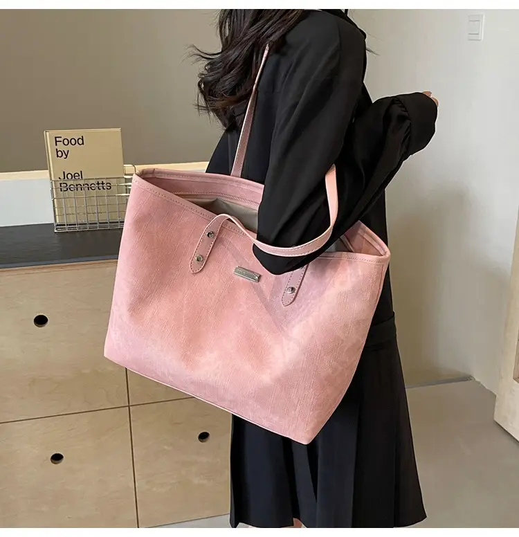 Women's Beige Large Capacity Shoulder Tote Bag 2025 — feature 45