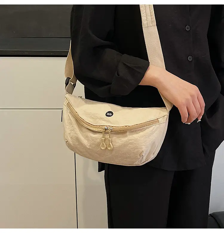 Women's Black Crossbody Bag 2025 Lightweight Wide Strap — feature 22