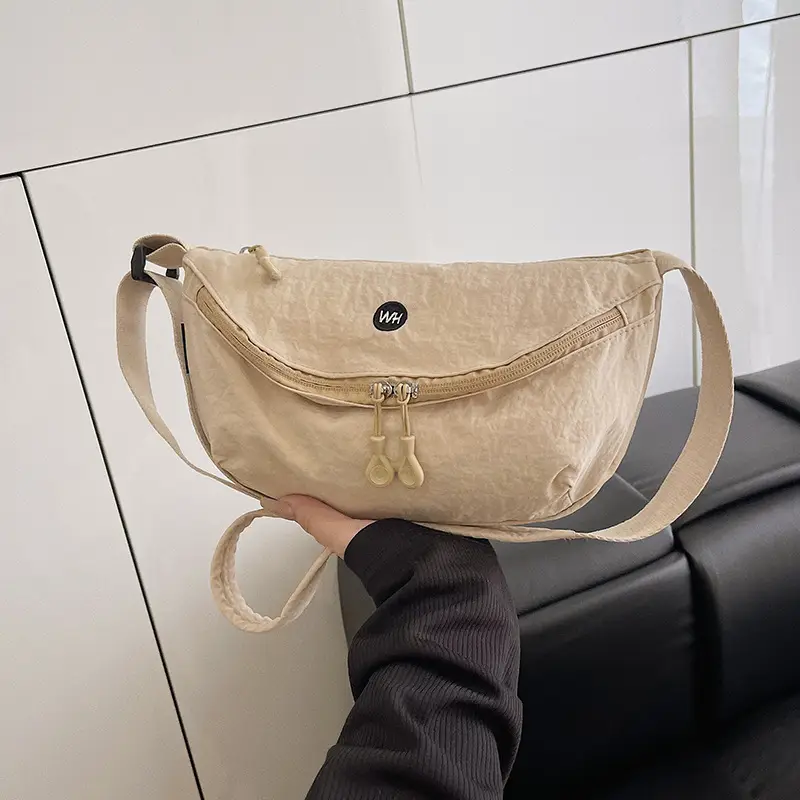 Women's Black Crossbody Bag 2025 Lightweight Wide Strap — feature 50