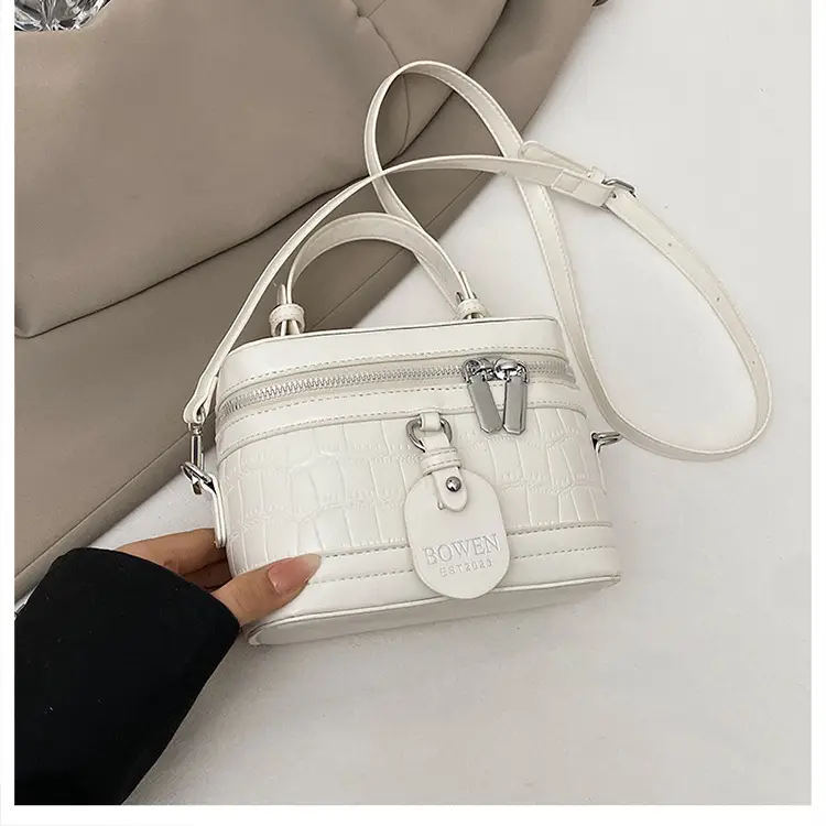 Chanel-Style Brown White Crossbody Bag for Women 2026 — feature 26