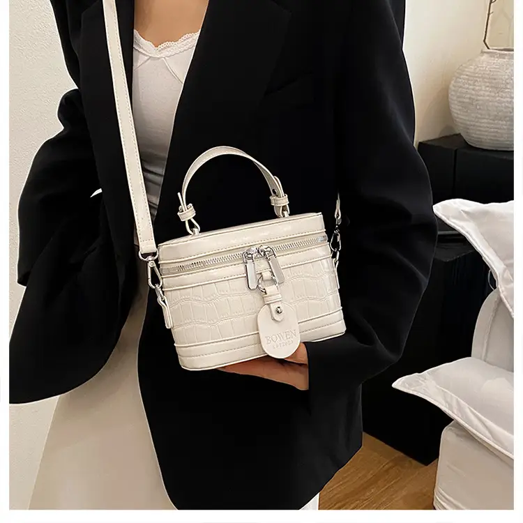 Chanel-Style Brown White Crossbody Bag for Women 2026 — feature 27