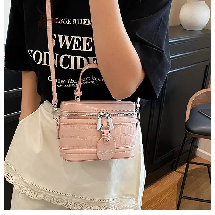Chanel-Style Brown White Crossbody Bag for Women 2026 — feature 34