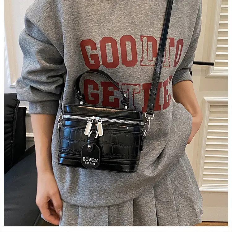 Chanel-Style Brown White Crossbody Bag for Women 2026 — feature 41