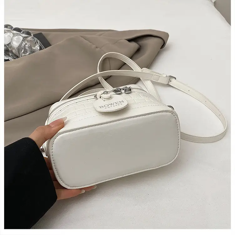 Chanel-Style Brown White Crossbody Bag for Women 2026 — feature 45