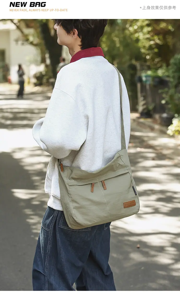 Japanese Style Crossbody Bag for Women Large Capacity Messenger Bag — feature 3