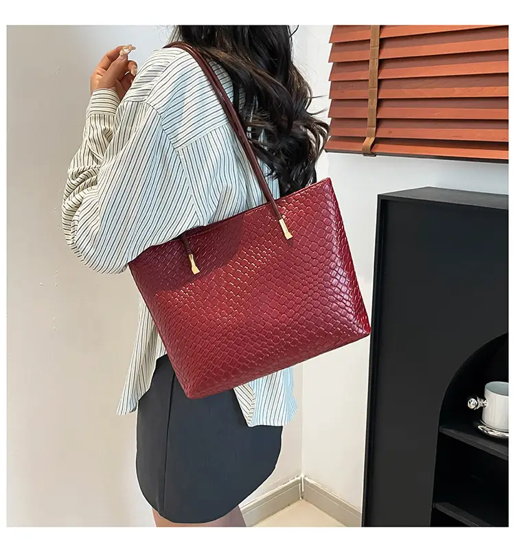 Red Woven Women's Large Commuter Shoulder Bag — feature 21