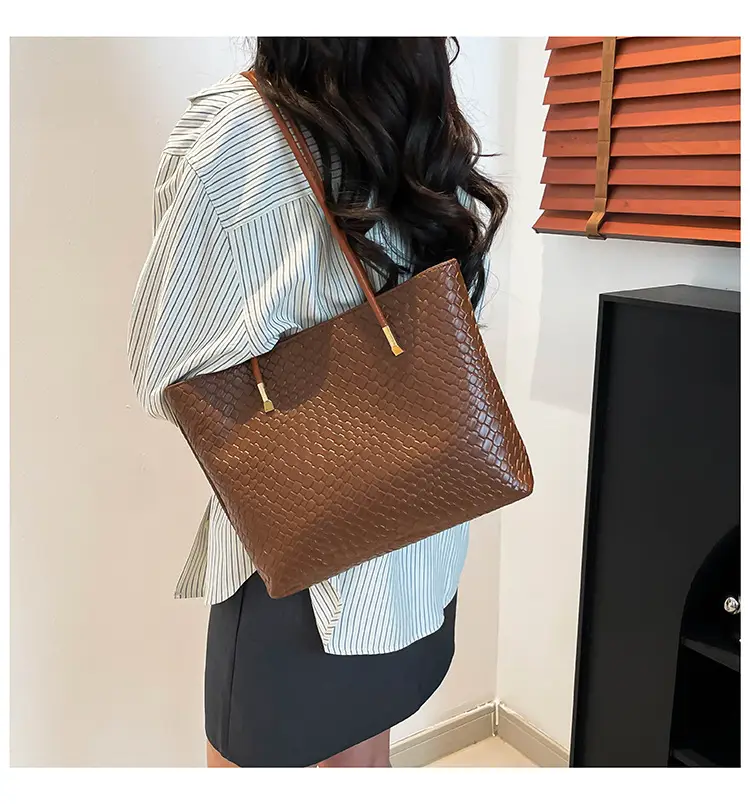 Red Woven Women's Large Commuter Shoulder Bag — feature 24