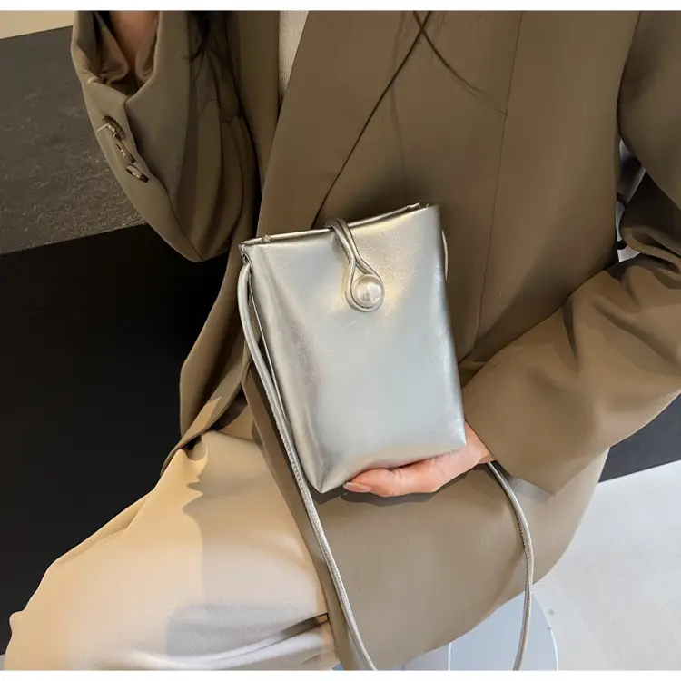 Red Mini Phone Bag for Women 2025 — feature 14