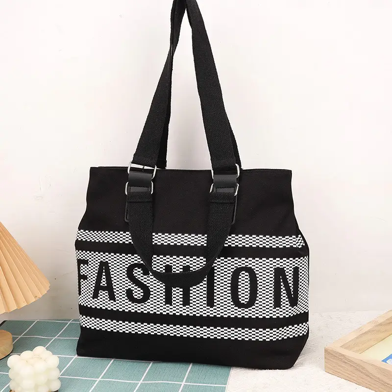 2025 Spring Tote Bag Large Capacity Casual Vacation Shoulder Tote — feature 40