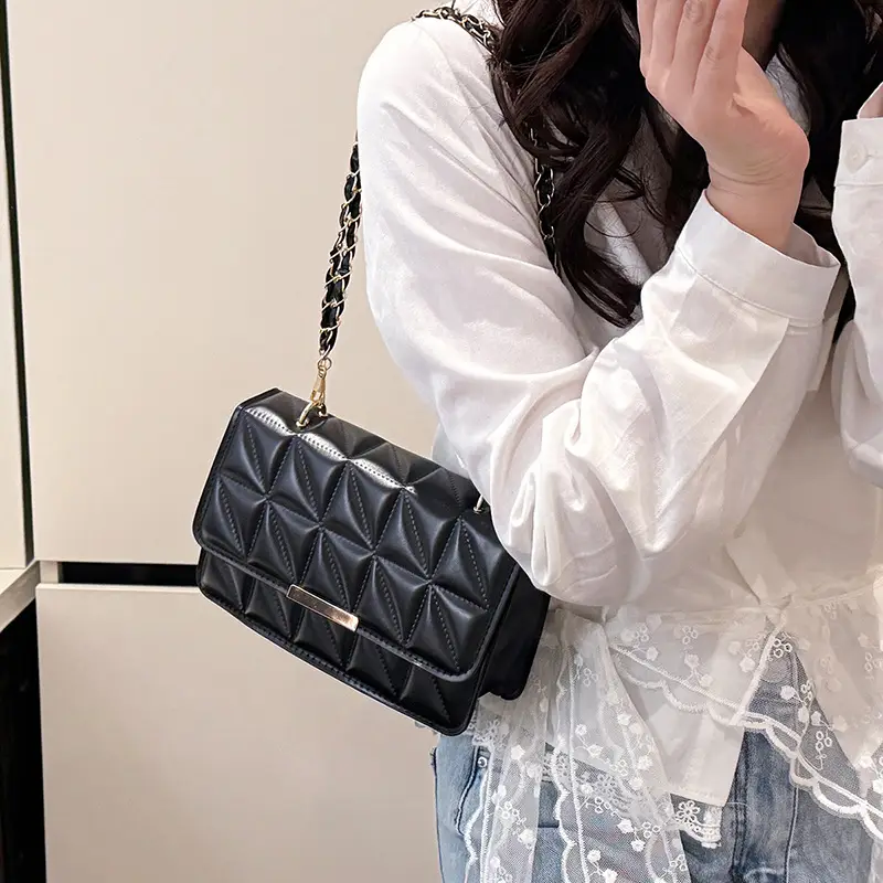 Pink Quilted Chain Shoulder Bag for Women 2025 - Image 8