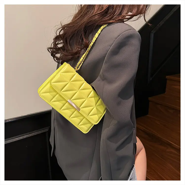Pink Quilted Chain Shoulder Bag for Women 2025 — feature 22
