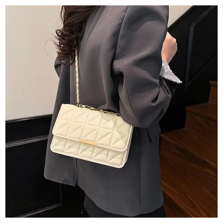 Pink Quilted Chain Shoulder Bag for Women 2025 — feature 24