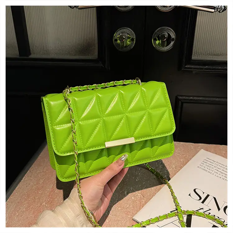 Pink Quilted Chain Shoulder Bag for Women 2025 — feature 38