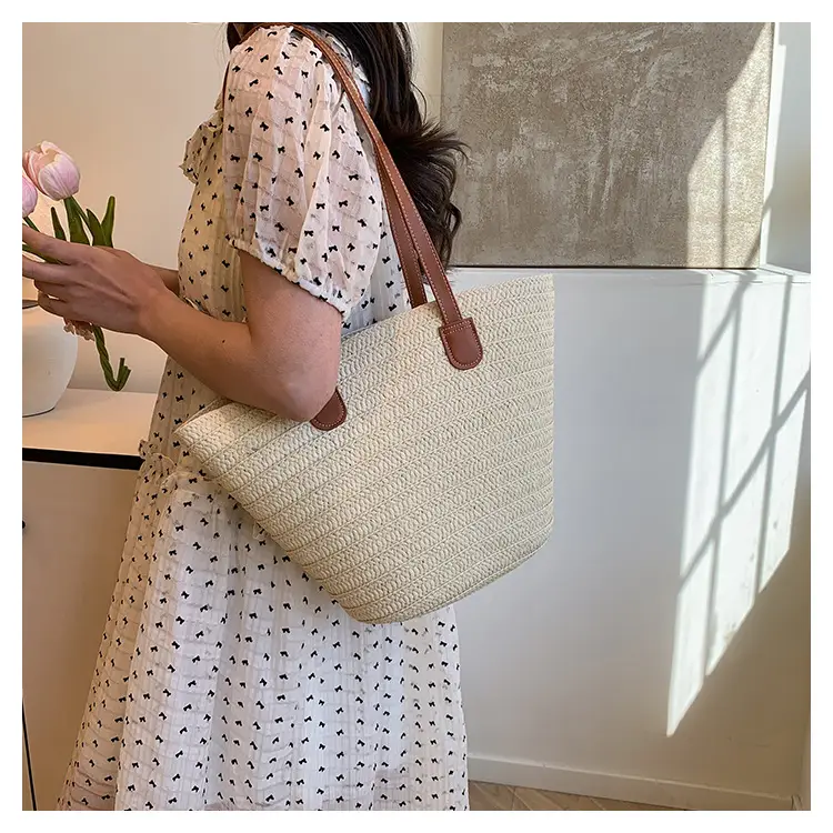 Large Straw Woven Bucket Bag for Beach Vacation & Travel — feature 10
