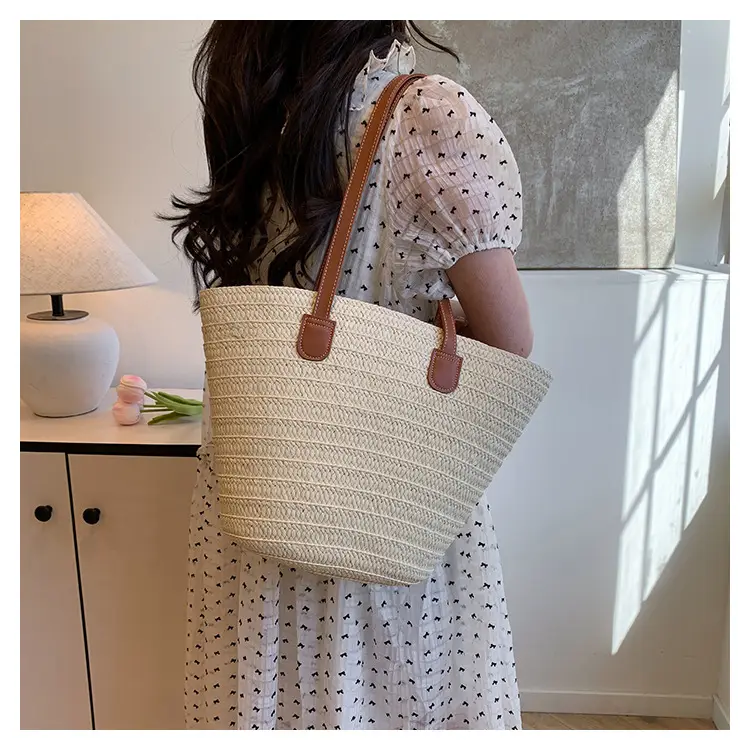 Large Straw Woven Bucket Bag for Beach Vacation & Travel — feature 11