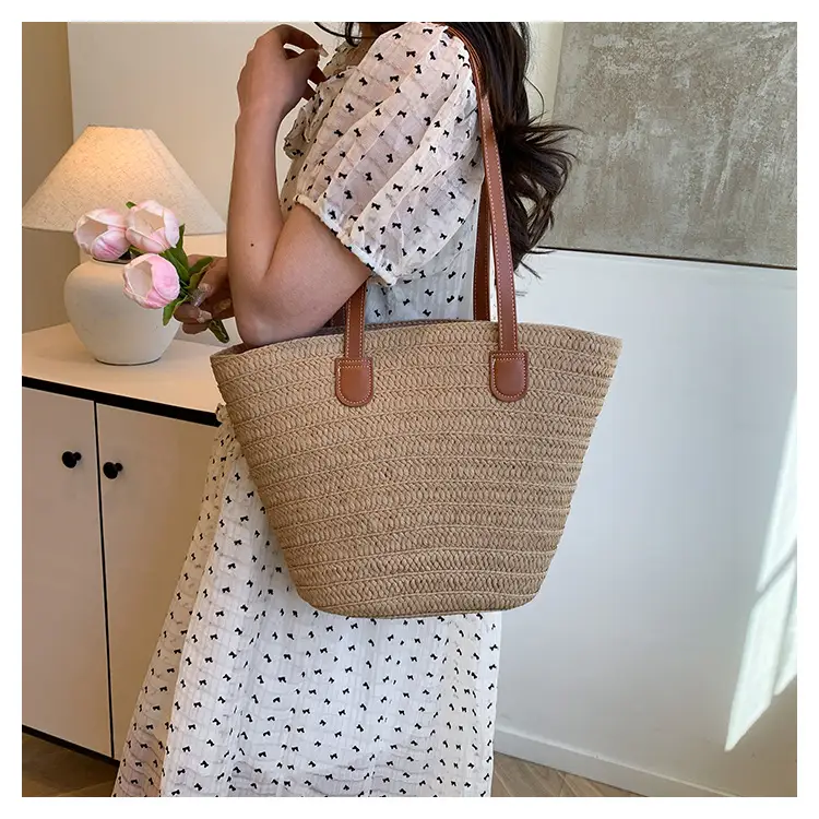 Large Straw Woven Bucket Bag for Beach Vacation & Travel — feature 15