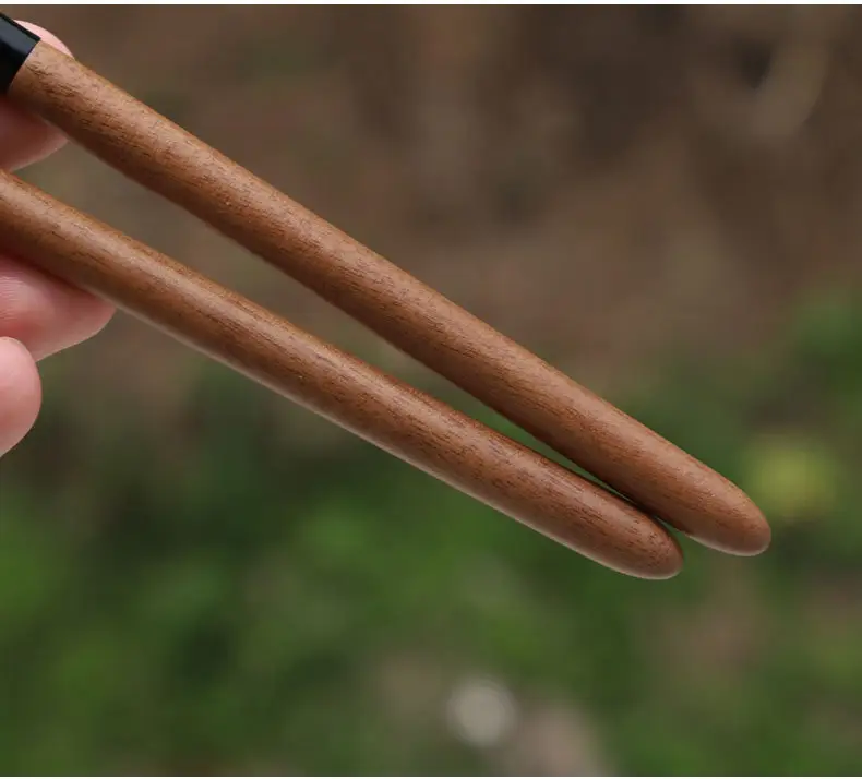 Double-layer Wool Sickle Nose Shadow Brush Walnut Handle — feature 11