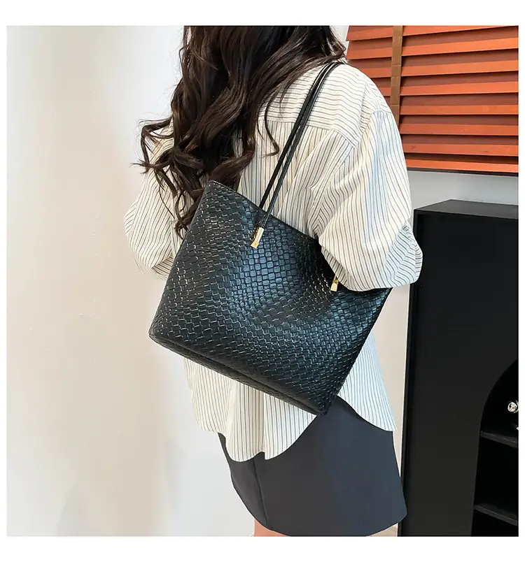 Women Textured Woven Shoulder Bag White 2025 — feature 16