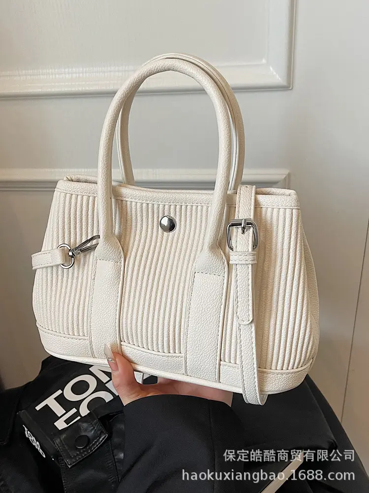 2025 Green Striped Shoulder Crossbody Bag for Women - Image 2