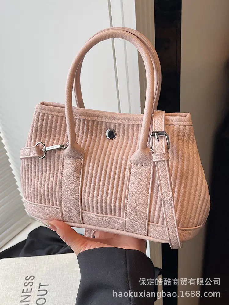 2025 Green Striped Shoulder Crossbody Bag for Women - Image 3