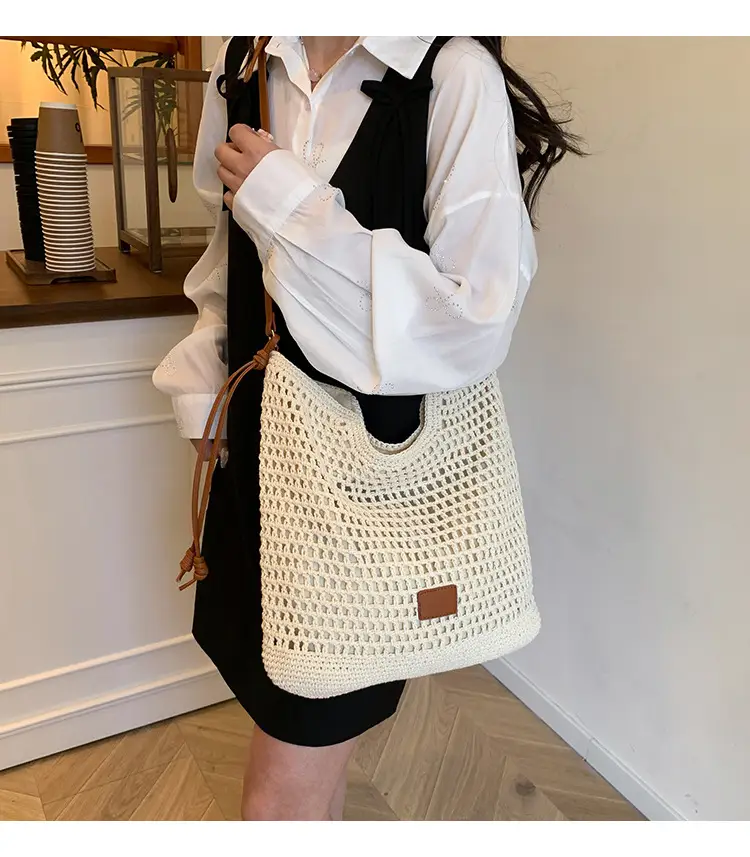 Hollow Woven Mori Style Tote Bag Large Capacity Brown — feature 4