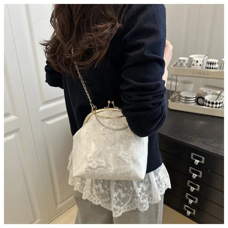 New Chinese Style Butterfly Cheongsam Bags 2025 — feature 10