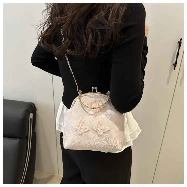 New Chinese Style Butterfly Cheongsam Bags 2025 — feature 14