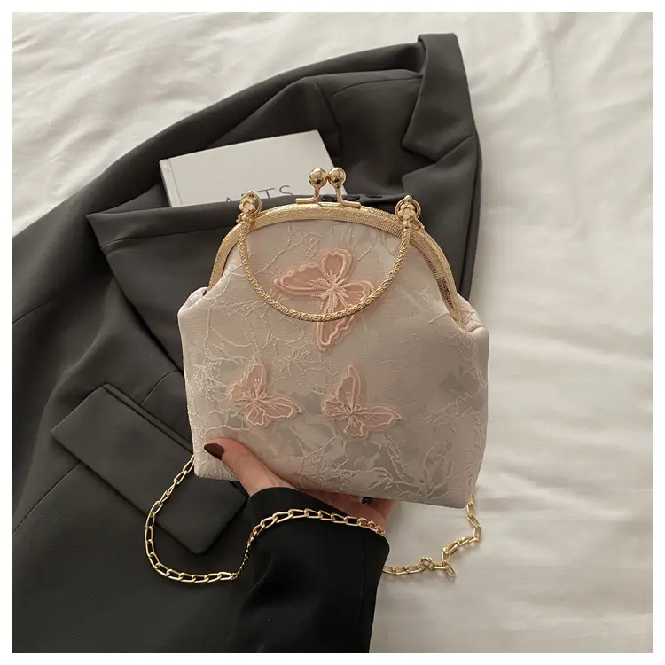 New Chinese Style Butterfly Cheongsam Bags 2025 - Image 3