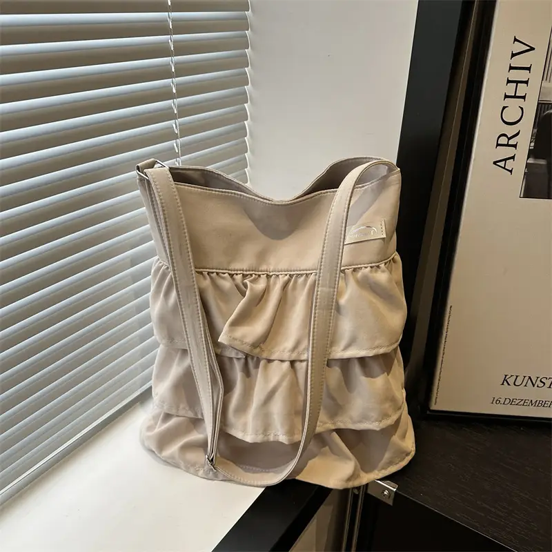 Women's Pleated New Tote Bag Korean Style Beige — feature 13
