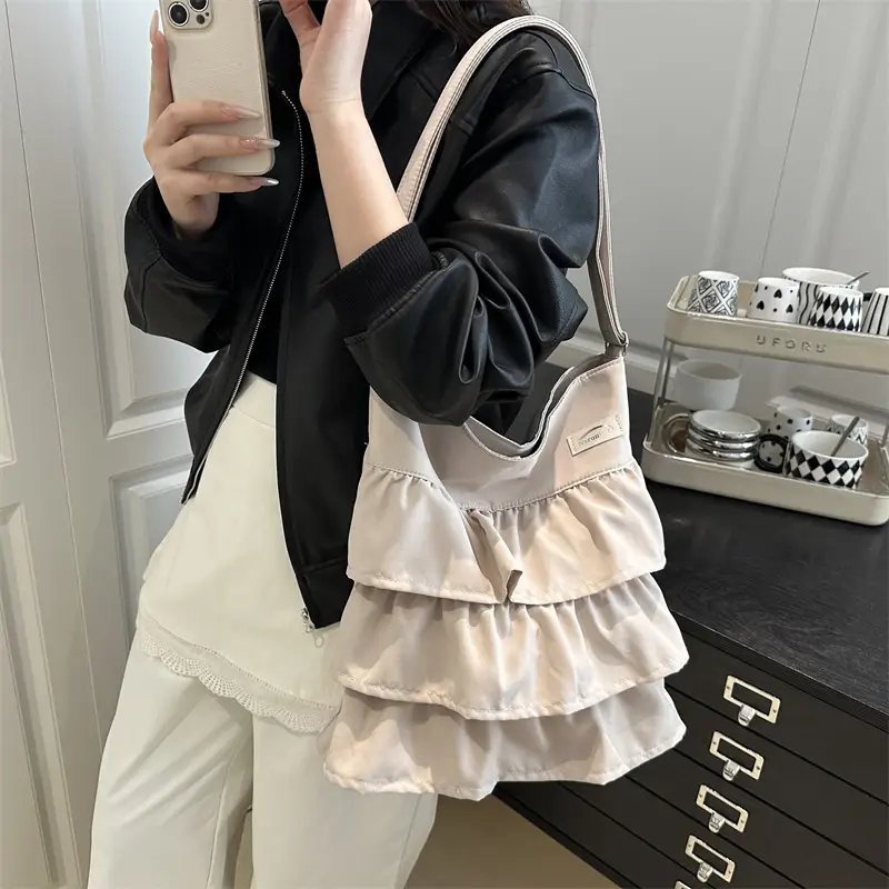 Women's Pleated New Tote Bag Korean Style Beige — feature 21
