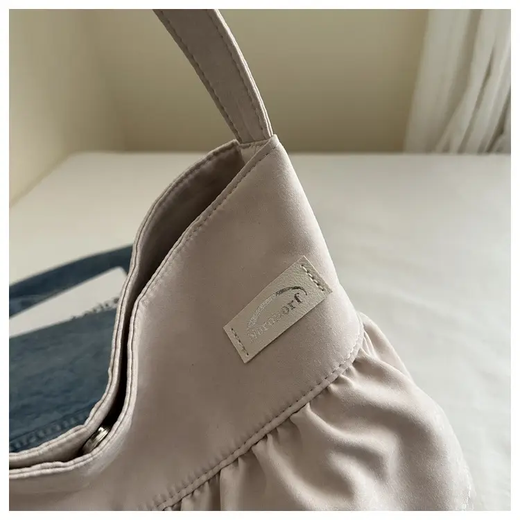 Women's Pleated New Tote Bag Korean Style Beige — feature 8