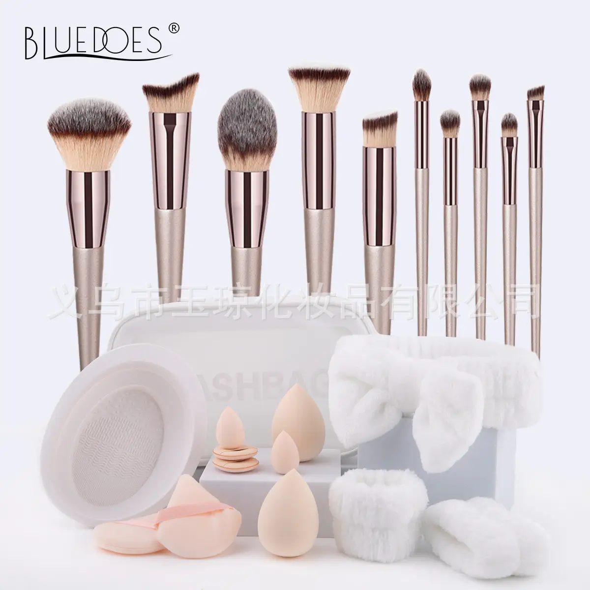 33-Piece Pink Makeup Brushes Set for Foundation, Powder, & Eyeshadow - Image 10