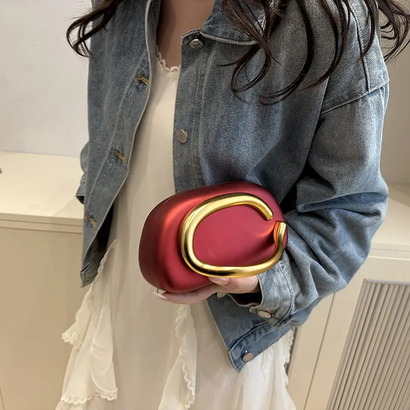 2025 New Clutch Bag Metal Decoration Wrist European American Cross-border Personality Evening Dress Evening Bag Shoulder Crosbody Bag luggage and leather goods - Image 10