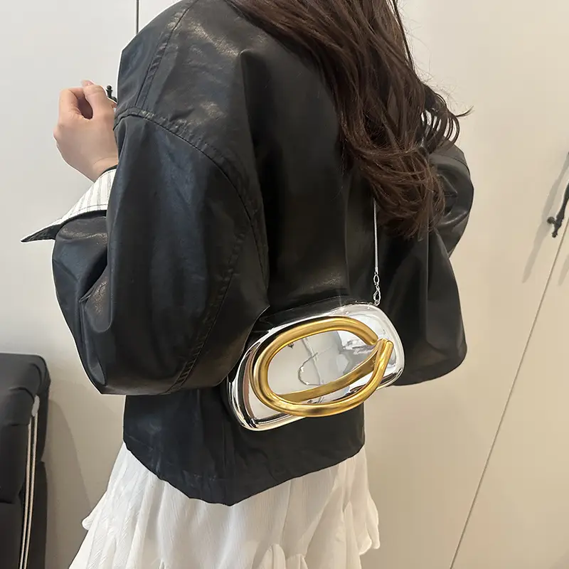 2025 New Clutch Bag Metal Decoration Wrist European American Cross-border Personality Evening Dress Evening Bag Shoulder Crosbody Bag luggage and leather goods - Image 2