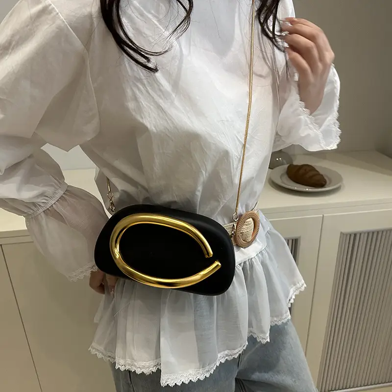 2025 New Clutch Bag Metal Decoration Wrist European American Cross-border Personality Evening Dress Evening Bag Shoulder Crosbody Bag luggage and leather goods - Image 3