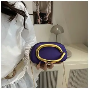 2025 New Clutch Bag Metal Decoration Wrist European American Cross-border Personality Evening Dress Evening Bag Shoulder Crosbody Bag luggage and leather goods - Image 5