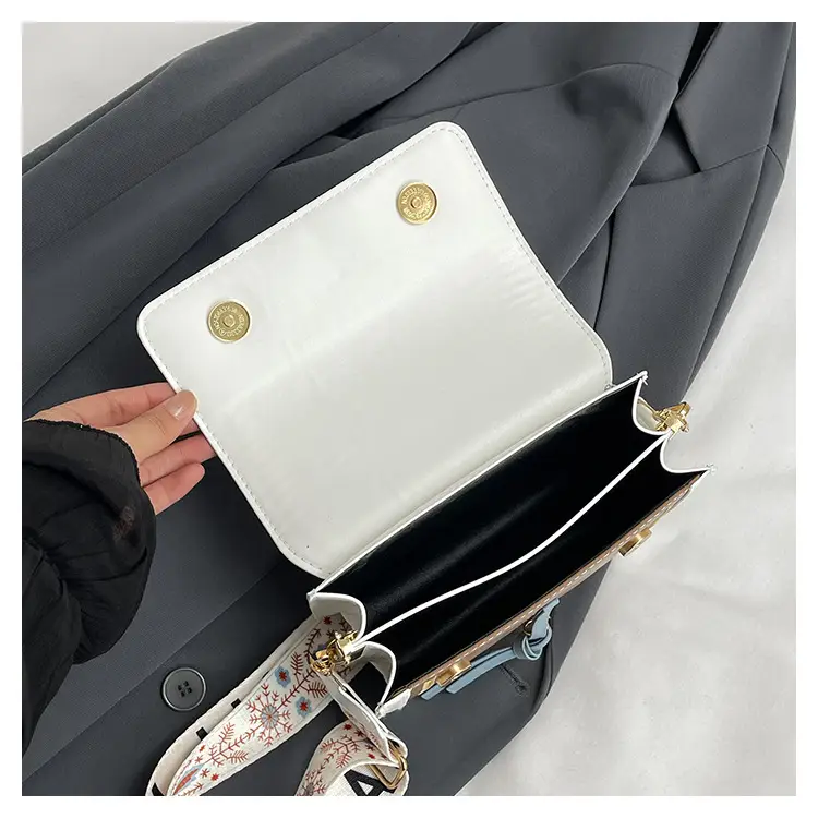 Trendy Small Crossbody Bags for Women New Korean Style — feature 25