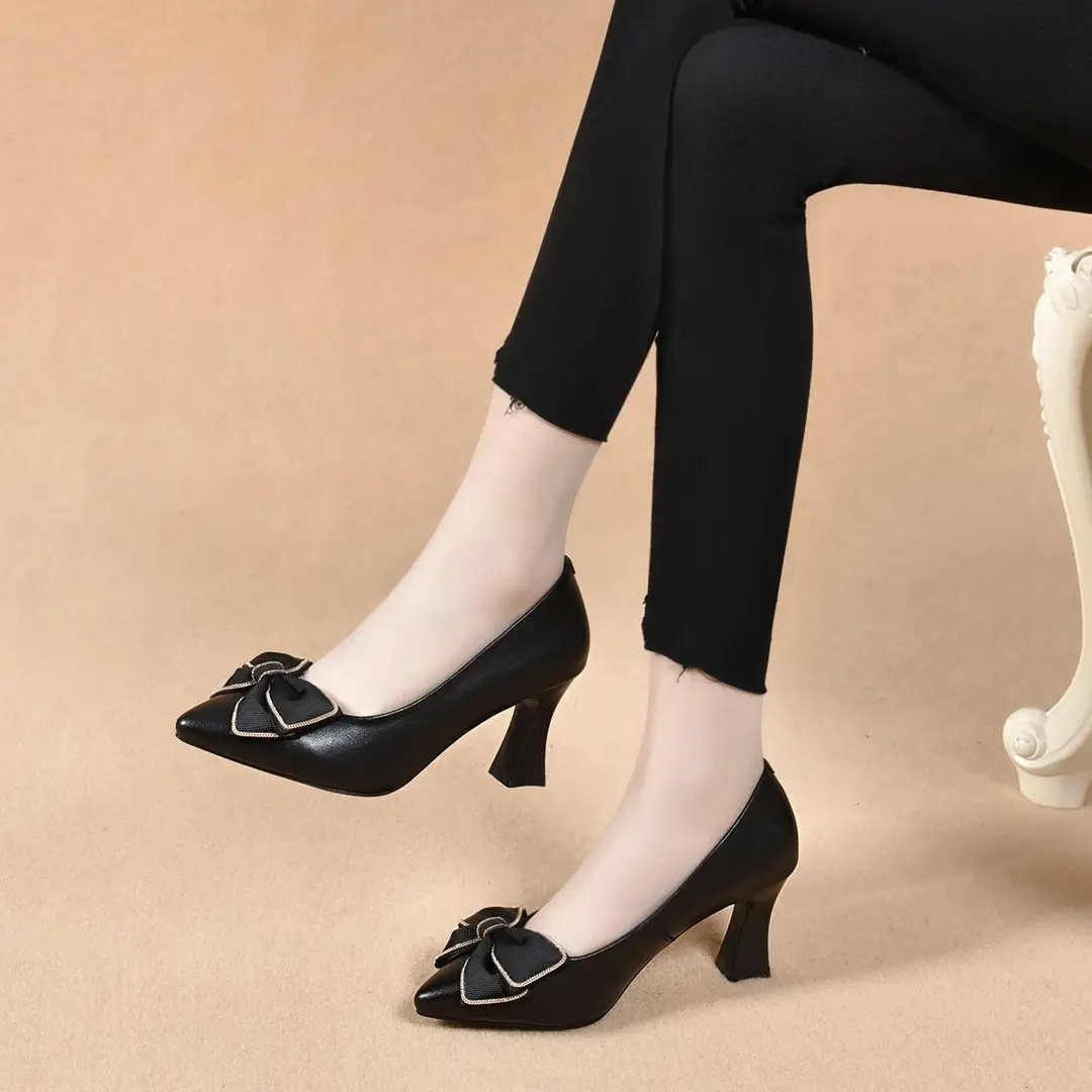 Thick-Heeled High Heels 2026 New Pointed-Toe Bow Shallow Work Shoes Women's Mid-Heel Mother's Shoes Commuting Flats
