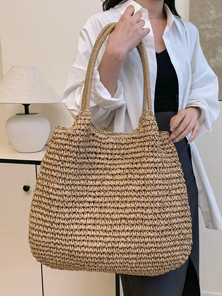 Straw Crossbody Bag Large Capacity Women's Shoulder Bag - Image 8
