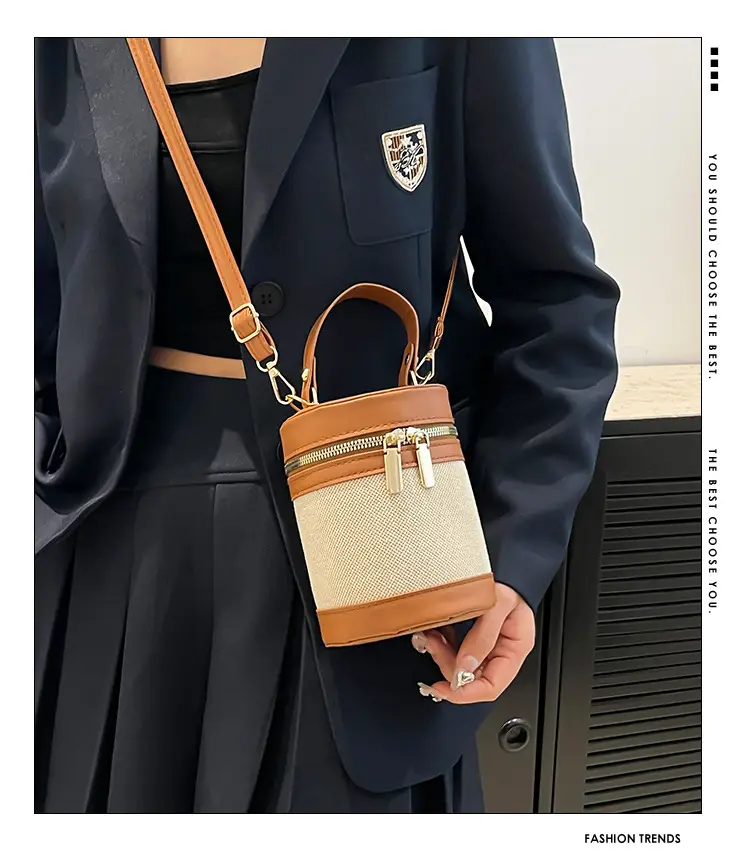 Women's Contrast Stitching Shoulder Bags 2025 Spring New — feature 1