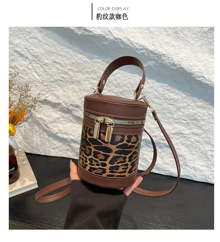 Women's Contrast Stitching Shoulder Bags 2025 Spring New — feature 26