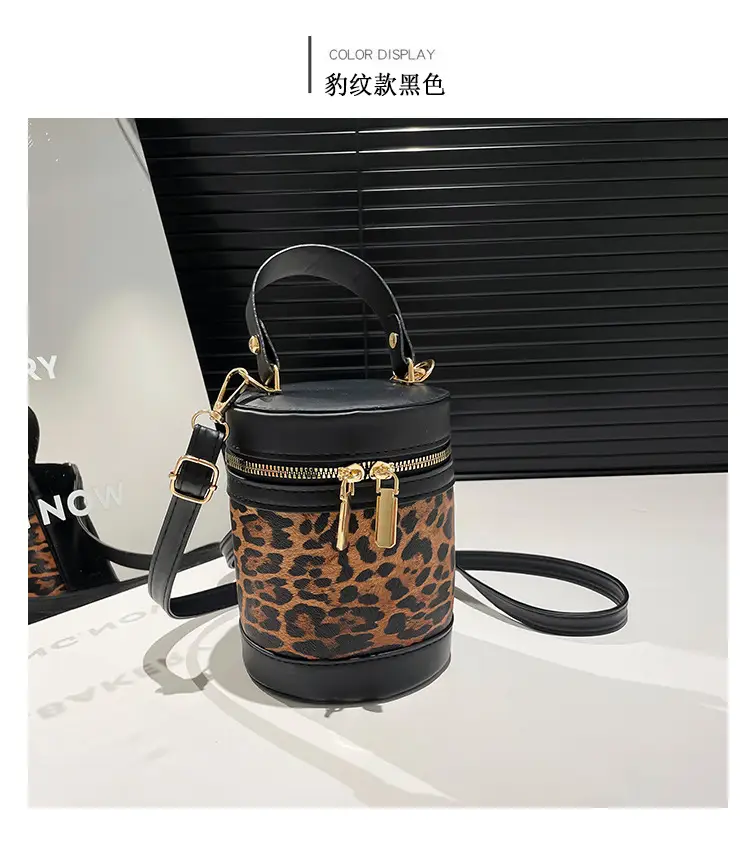 Women's Contrast Stitching Shoulder Bags 2025 Spring New — feature 27
