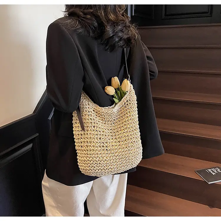 Women Straw Shoulder Bag Large Capacity 2026 — feature 24