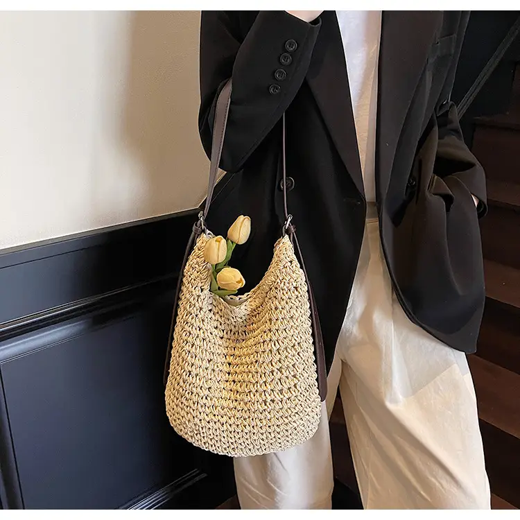 Women Straw Shoulder Bag Large Capacity 2026 — feature 30