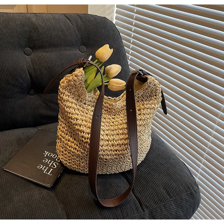 Women Straw Shoulder Bag Large Capacity 2026 — feature 36