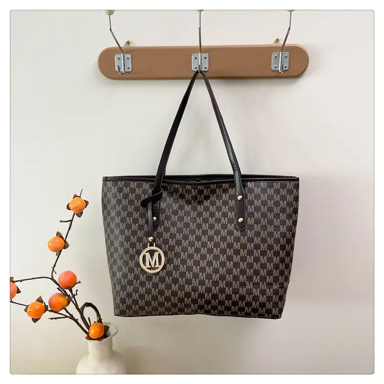 Women's Pink Gingham Leather Tote Bag with MM Logo - Image 4