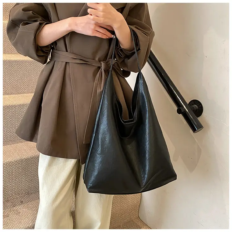 Brown Leather Tote Bag for Women Large Capacity Shoulder Bag — feature 19
