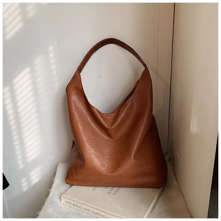Brown Leather Tote Bag for Women Large Capacity Shoulder Bag — feature 30