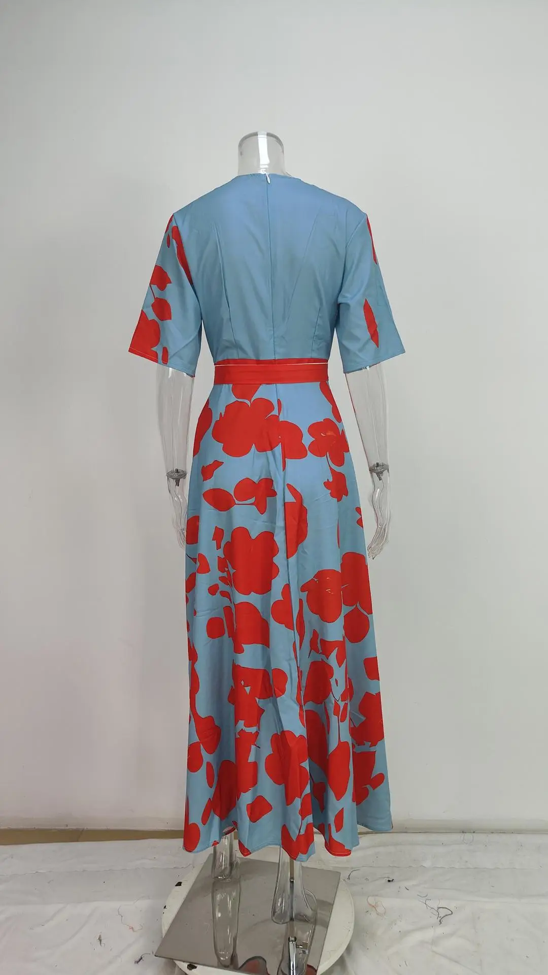 2025 V-Neck Printed Lace-Up Skirt Dress for Women — feature 10
